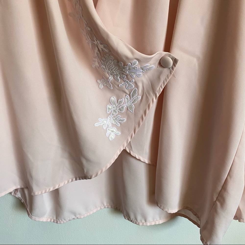 Victoria’s Secret Gold Label Draped Light Pink Long Sleeve Top Floral Details - Picture 5 of 11